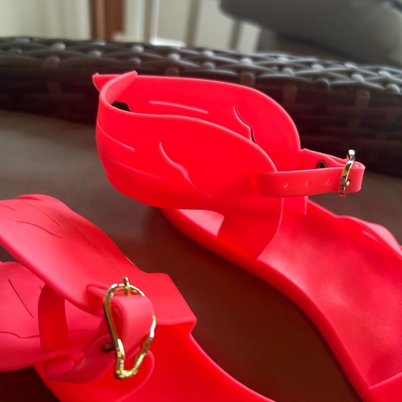 Ancient Greek Sandals Pink Winged Sandals - Picture 5 of 7